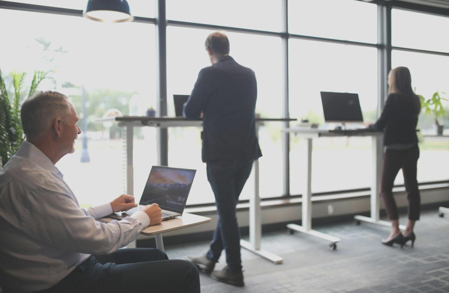 Sesión de trabajo con instructor especialista en categorización presupuestaria